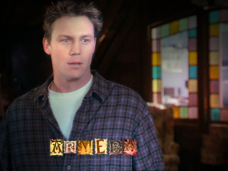 charmed-online_dot_net_OpeningCreditsS3-00040.png