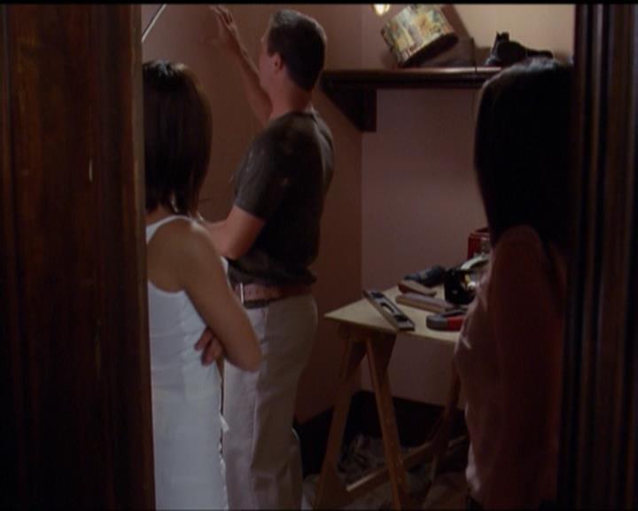 Charmed-Online_dot_net-5x01-2AWitchTail0027.jpg Charmed-Online_dot_net-5x01-2AWitchTail0027.jpg