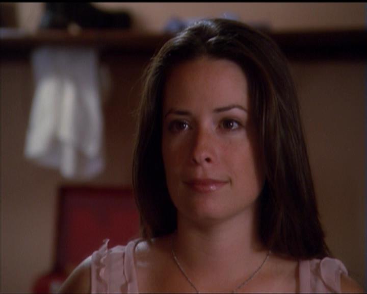 Charmed-Online_dot_net-5x01-2AWitchTail0042.jpg