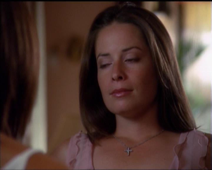 Charmed-Online_dot_net-5x01-2AWitchTail0060.jpg Charmed-Online_dot_net-5x01-2AWitchTail0060.jpg