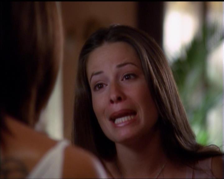 Charmed-Online_dot_net-5x01-2AWitchTail0069.jpg Charmed-Online_dot_net-5x01-2AWitchTail0069.jpg
