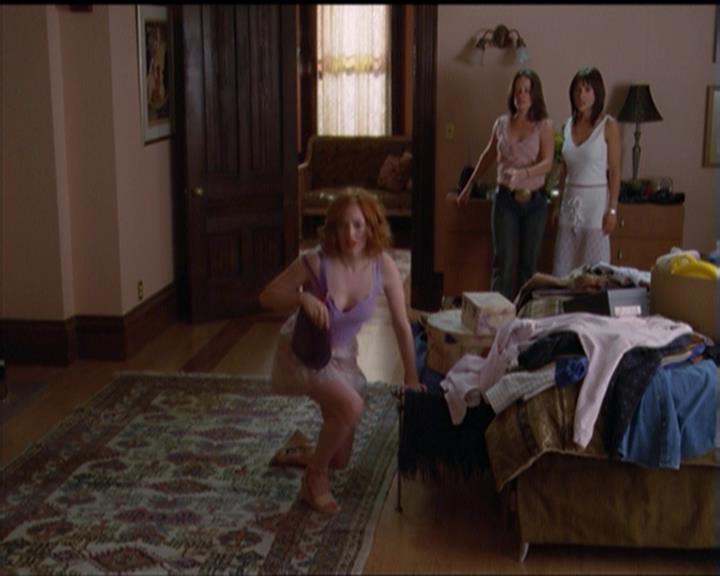 Charmed-Online_dot_net-5x01-2AWitchTail0095.jpg Charmed-Online_dot_net-5x01-2AWitchTail0095.jpg