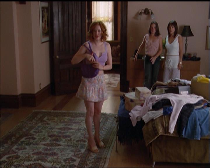 Charmed-Online_dot_net-5x01-2AWitchTail0096.jpg Charmed-Online_dot_net-5x01-2AWitchTail0096.jpg