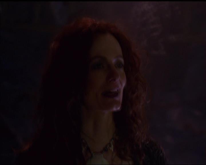 Charmed-Online_dot_net-5x01-2AWitchTail0156.jpg Charmed-Online_dot_net-5x01-2AWitchTail0156.jpg