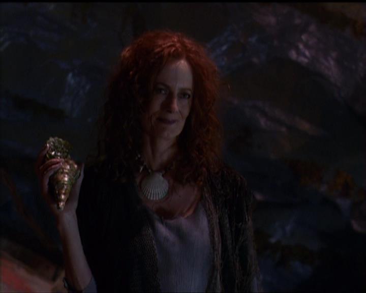 Charmed-Online_dot_net-5x01-2AWitchTail0172.jpg Charmed-Online_dot_net-5x01-2AWitchTail0172.jpg