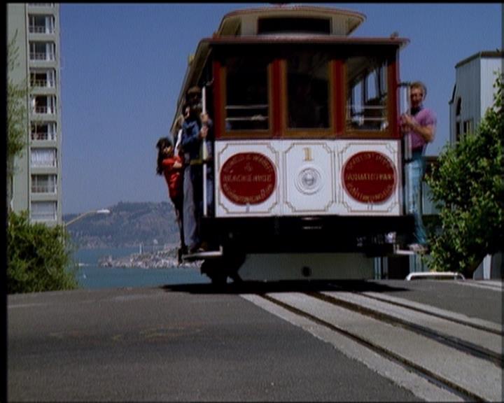 Charmed-Online_dot_net-5x01-2AWitchTail0237.jpg Charmed-Online_dot_net-5x01-2AWitchTail0237.jpg