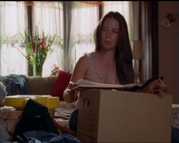 Charmed-Online_dot_net-5x01-2AWitchTail0284.jpg Charmed-Online_dot_net-5x01-2AWitchTail0284.jpg