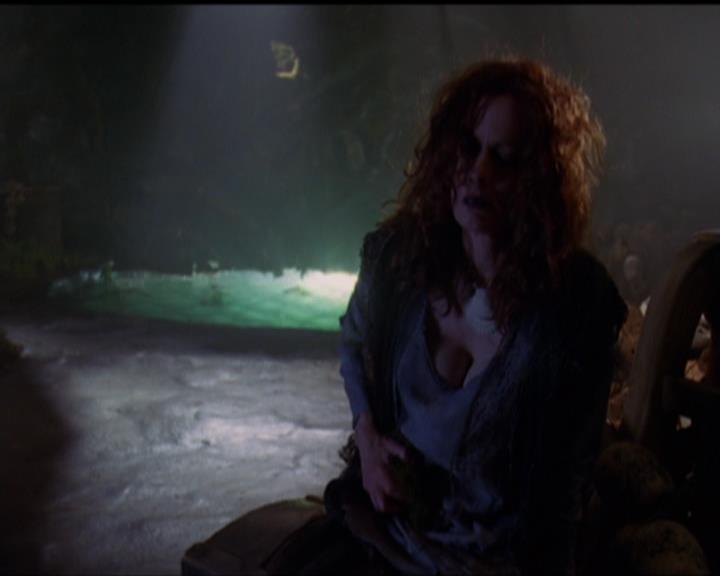 Charmed-Online_dot_net-5x01-2AWitchTail0388.jpg Charmed-Online_dot_net-5x01-2AWitchTail0388.jpg