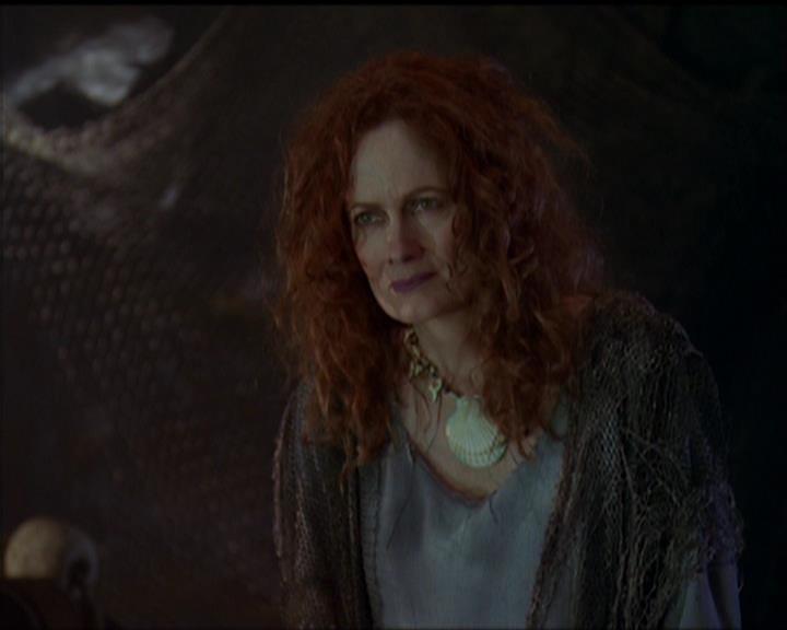 Charmed-Online_dot_net-5x01-2AWitchTail0432.jpg Charmed-Online_dot_net-5x01-2AWitchTail0432.jpg