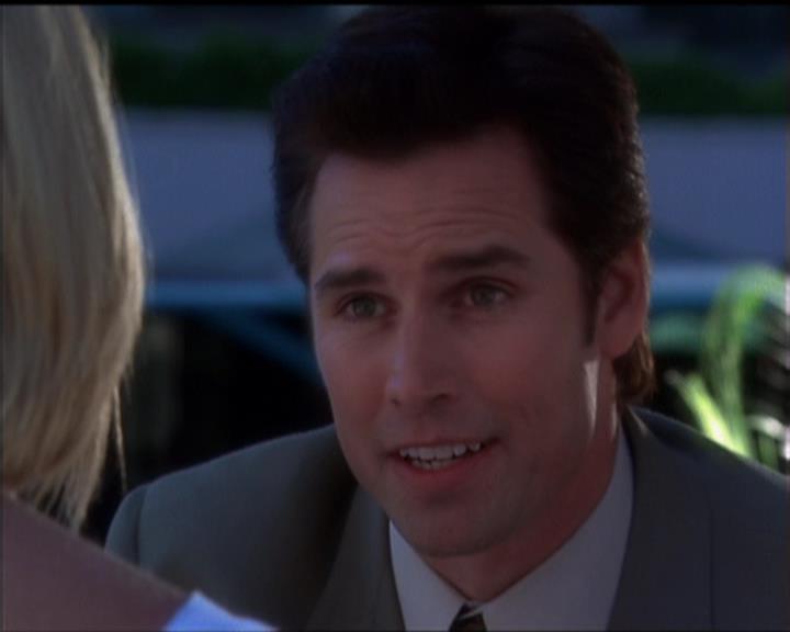 Charmed-Online_dot_net-5x01-2AWitchTail0536.jpg Charmed-Online_dot_net-5x01-2AWitchTail0536.jpg