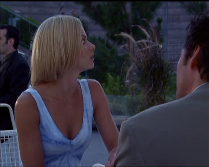 Charmed-Online_dot_net-5x01-2AWitchTail0543.jpg Charmed-Online_dot_net-5x01-2AWitchTail0543.jpg