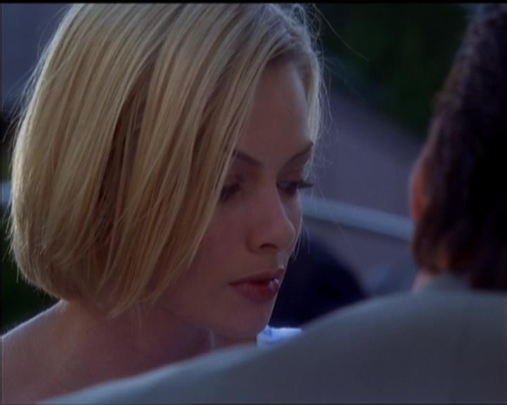 Charmed-Online_dot_net-5x01-2AWitchTail0568.jpg Charmed-Online_dot_net-5x01-2AWitchTail0568.jpg