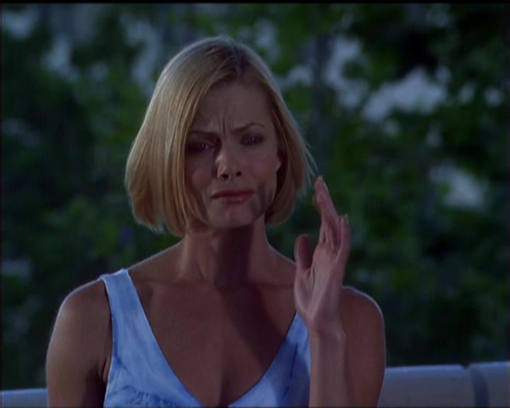 Charmed-Online_dot_net-5x01-2AWitchTail0591.jpg Charmed-Online_dot_net-5x01-2AWitchTail0591.jpg