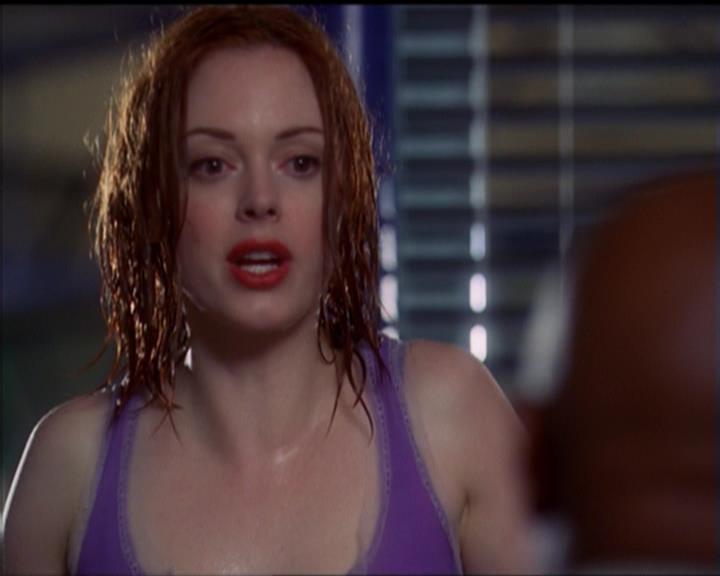 Charmed-Online_dot_net-5x01-2AWitchTail0642.jpg Charmed-Online_dot_net-5x01-2AWitchTail0642.jpg
