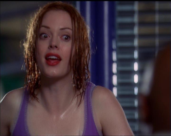 Charmed-Online_dot_net-5x01-2AWitchTail0654.jpg Charmed-Online_dot_net-5x01-2AWitchTail0654.jpg