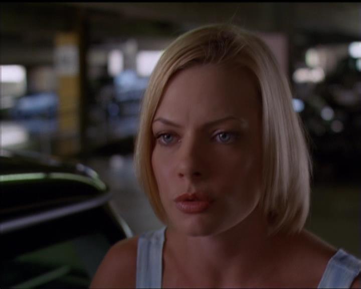 Charmed-Online_dot_net-5x01-2AWitchTail0750.jpg Charmed-Online_dot_net-5x01-2AWitchTail0750.jpg