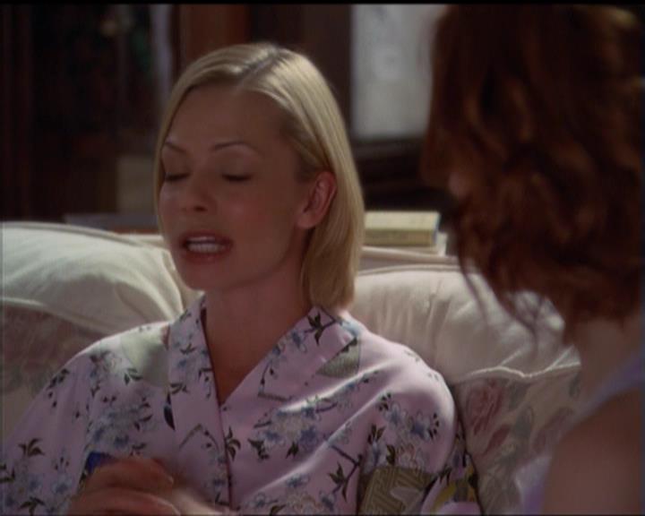 Charmed-Online_dot_net-5x01-2AWitchTail0871.jpg Charmed-Online_dot_net-5x01-2AWitchTail0871.jpg