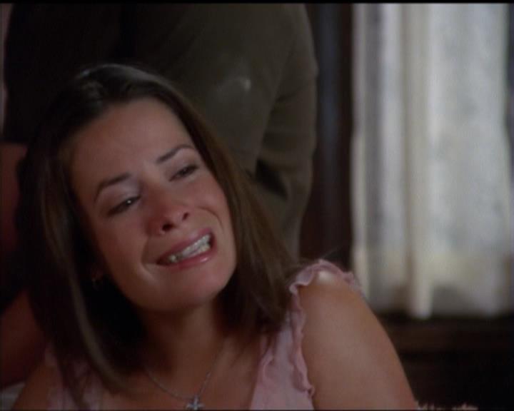 Charmed-Online_dot_net-5x01-2AWitchTail0915.jpg