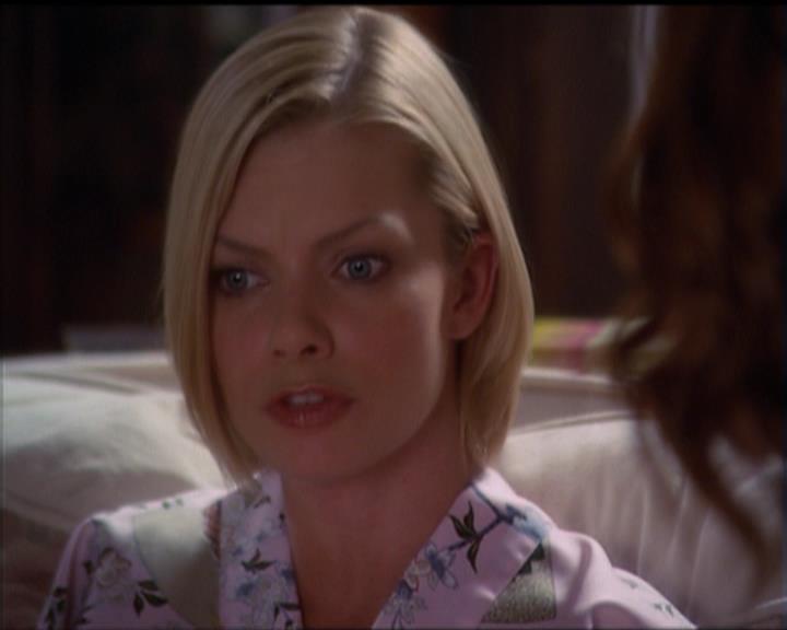 Charmed-Online_dot_net-5x01-2AWitchTail0962.jpg Charmed-Online_dot_net-5x01-2AWitchTail0962.jpg