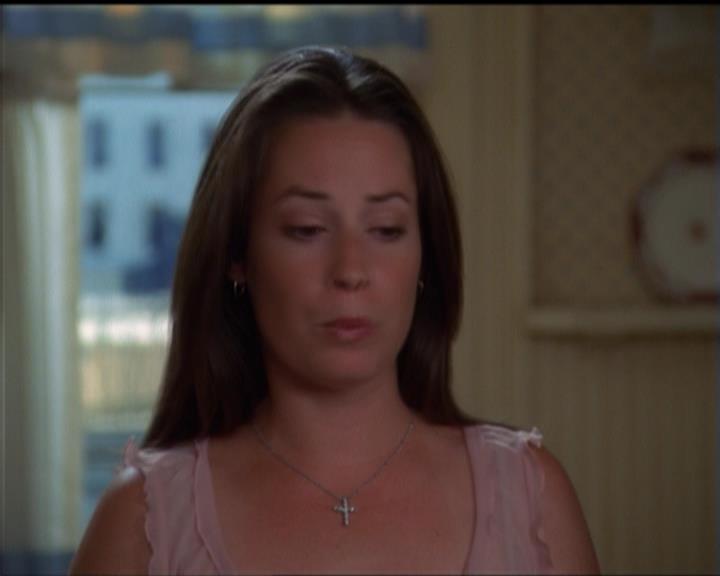 Charmed-Online_dot_net-5x01-2AWitchTail0994.jpg Charmed-Online_dot_net-5x01-2AWitchTail0994.jpg