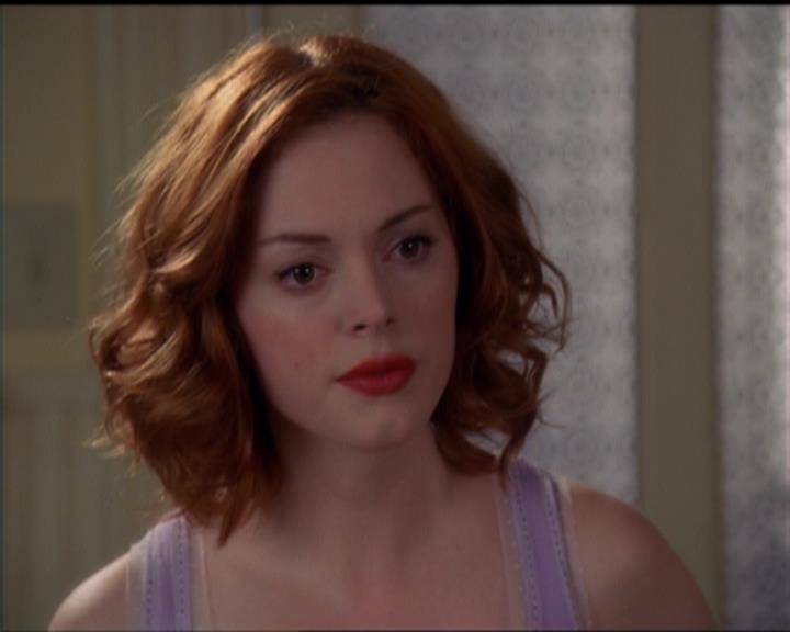 Charmed-Online_dot_net-5x01-2AWitchTail1010.jpg Charmed-Online_dot_net-5x01-2AWitchTail1010.jpg