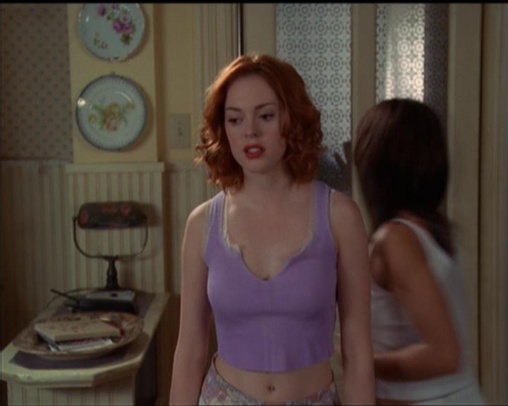 Charmed-Online_dot_net-5x01-2AWitchTail1020.jpg