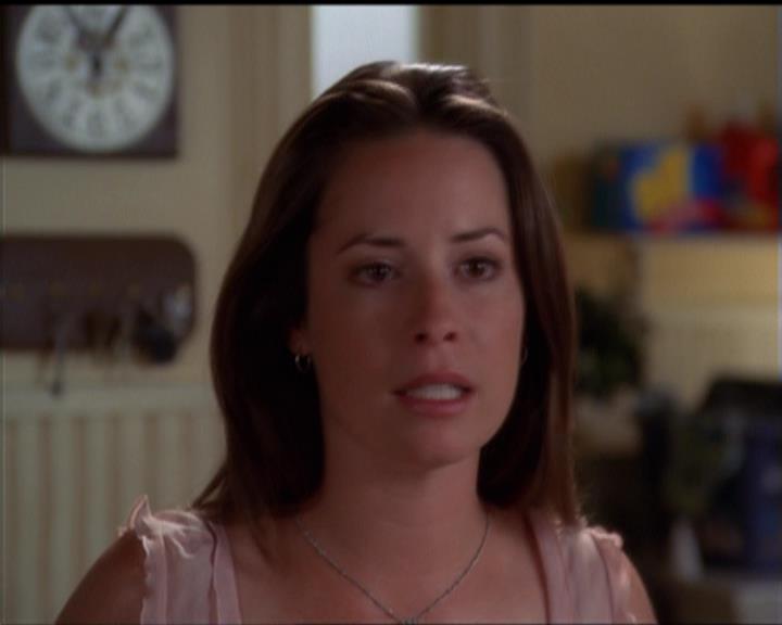 Charmed-Online_dot_net-5x01-2AWitchTail1031.jpg Charmed-Online_dot_net-5x01-2AWitchTail1031.jpg