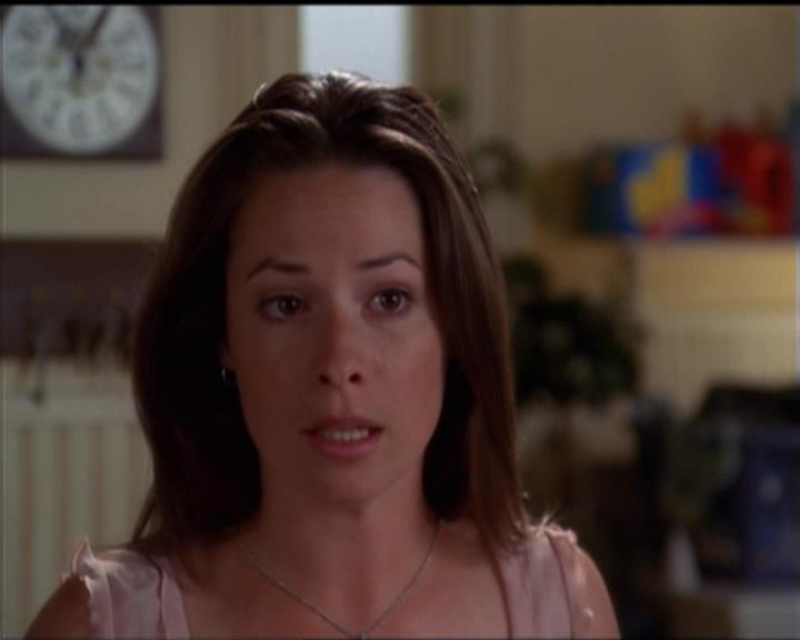 Charmed-Online_dot_net-5x01-2AWitchTail1032.jpg