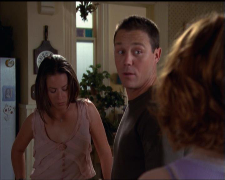 Charmed-Online_dot_net-5x01-2AWitchTail1041.jpg Charmed-Online_dot_net-5x01-2AWitchTail1041.jpg