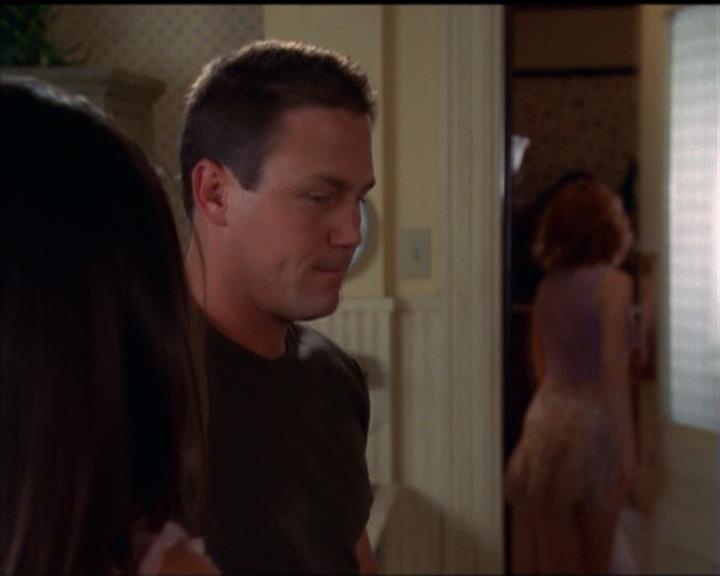 Charmed-Online_dot_net-5x01-2AWitchTail1096.jpg Charmed-Online_dot_net-5x01-2AWitchTail1096.jpg