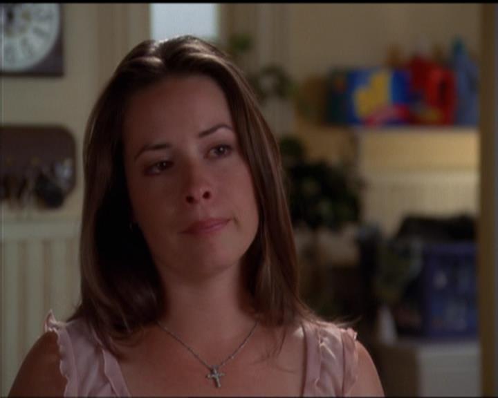 Charmed-Online_dot_net-5x01-2AWitchTail1101.jpg Charmed-Online_dot_net-5x01-2AWitchTail1101.jpg