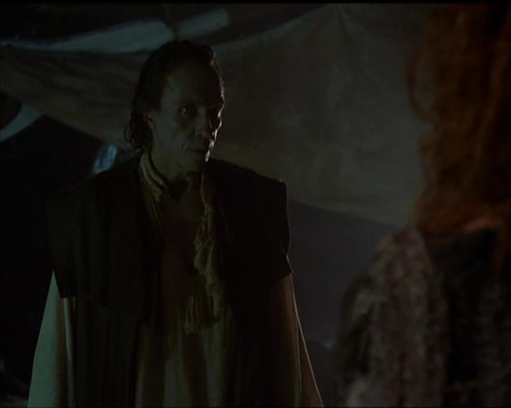 Charmed-Online_dot_net-5x01-2AWitchTail1128.jpg Charmed-Online_dot_net-5x01-2AWitchTail1128.jpg