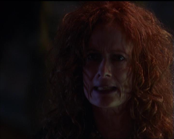 Charmed-Online_dot_net-5x01-2AWitchTail1158.jpg Charmed-Online_dot_net-5x01-2AWitchTail1158.jpg