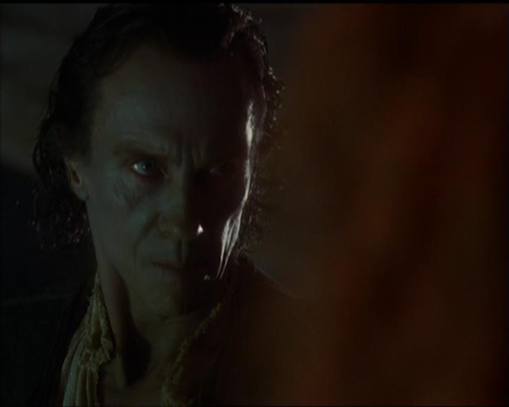 Charmed-Online_dot_net-5x01-2AWitchTail1165.jpg Charmed-Online_dot_net-5x01-2AWitchTail1165.jpg