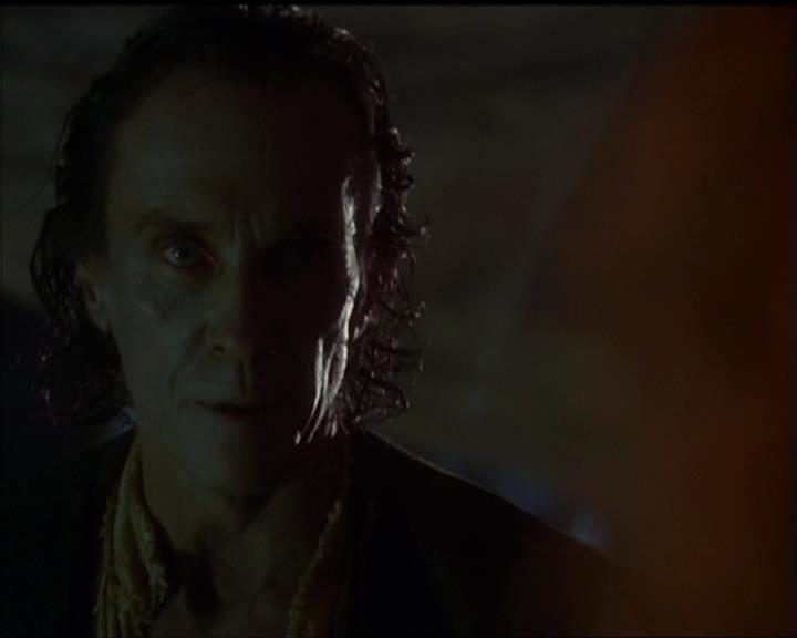 Charmed-Online_dot_net-5x01-2AWitchTail1179.jpg Charmed-Online_dot_net-5x01-2AWitchTail1179.jpg