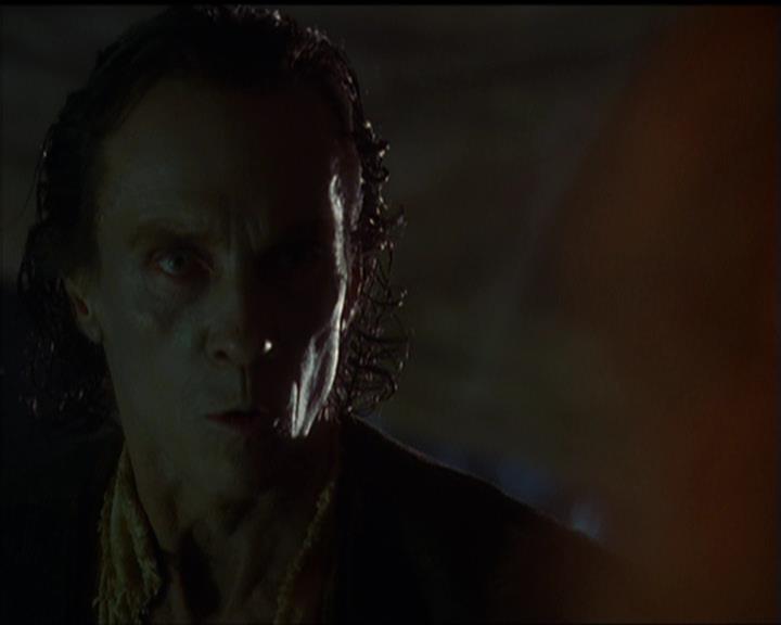 Charmed-Online_dot_net-5x01-2AWitchTail1180.jpg Charmed-Online_dot_net-5x01-2AWitchTail1180.jpg