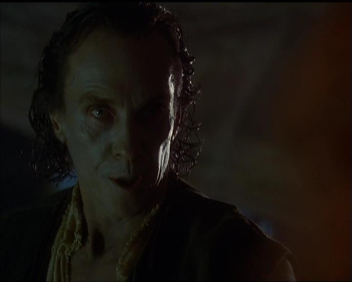 Charmed-Online_dot_net-5x01-2AWitchTail1186.jpg Charmed-Online_dot_net-5x01-2AWitchTail1186.jpg