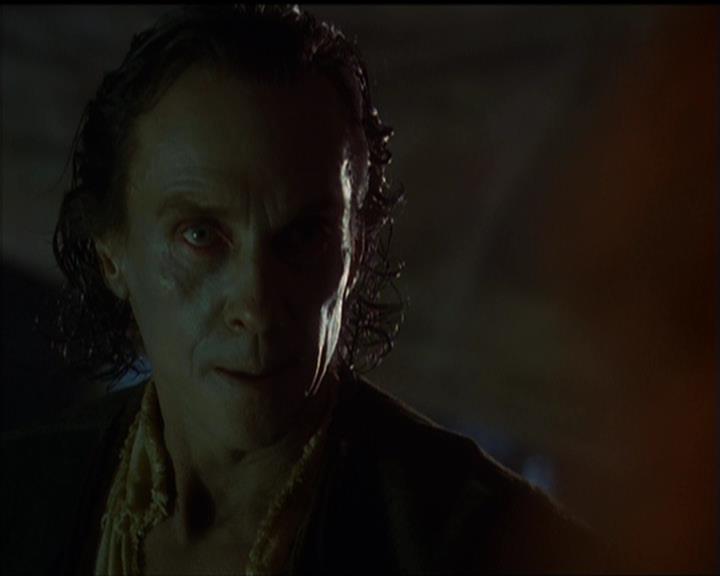 Charmed-Online_dot_net-5x01-2AWitchTail1187.jpg Charmed-Online_dot_net-5x01-2AWitchTail1187.jpg