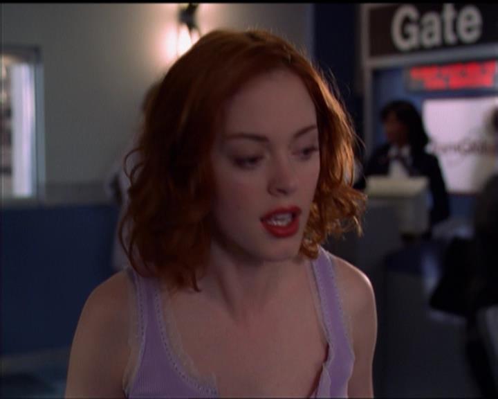 Charmed-Online_dot_net-5x01-2AWitchTail1226.jpg Charmed-Online_dot_net-5x01-2AWitchTail1226.jpg