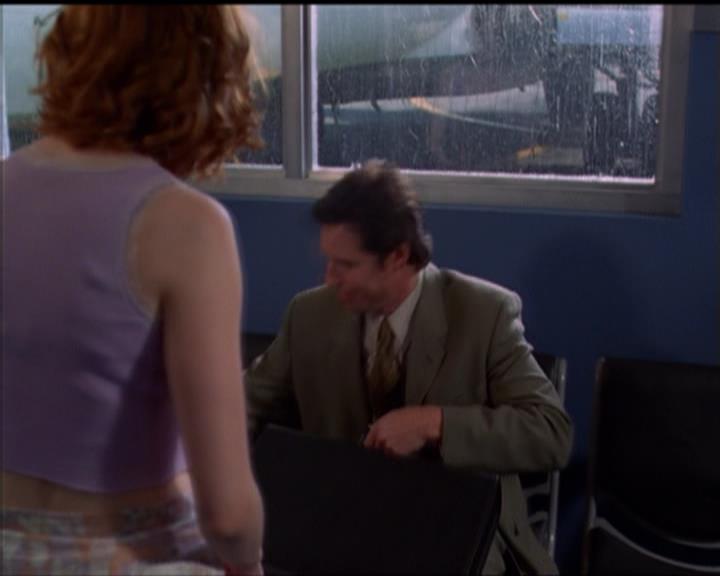 Charmed-Online_dot_net-5x01-2AWitchTail1230.jpg