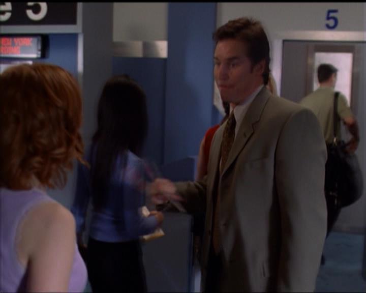 Charmed-Online_dot_net-5x01-2AWitchTail1234.jpg