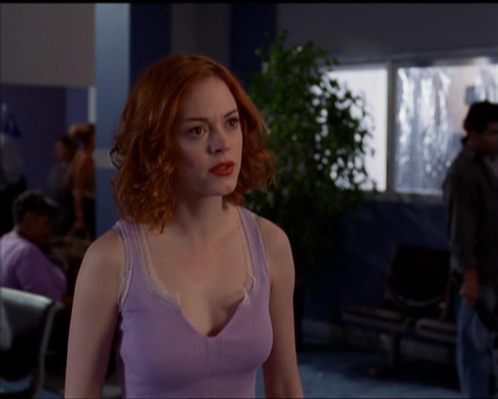Charmed-Online_dot_net-5x01-2AWitchTail1247.jpg