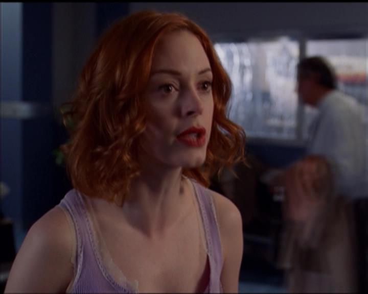 Charmed-Online_dot_net-5x01-2AWitchTail1255.jpg Charmed-Online_dot_net-5x01-2AWitchTail1255.jpg