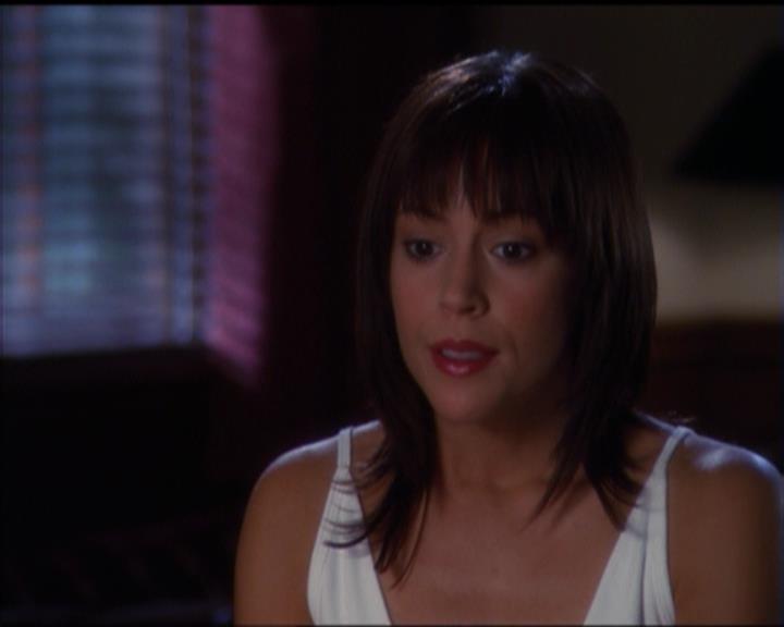 Charmed-Online_dot_net-5x01-2AWitchTail1312.jpg Charmed-Online_dot_net-5x01-2AWitchTail1312.jpg