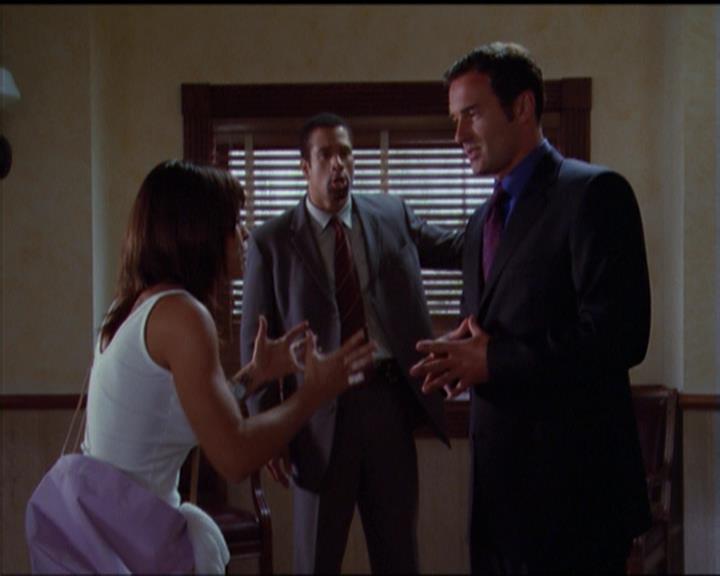 Charmed-Online_dot_net-5x01-2AWitchTail1347.jpg Charmed-Online_dot_net-5x01-2AWitchTail1347.jpg