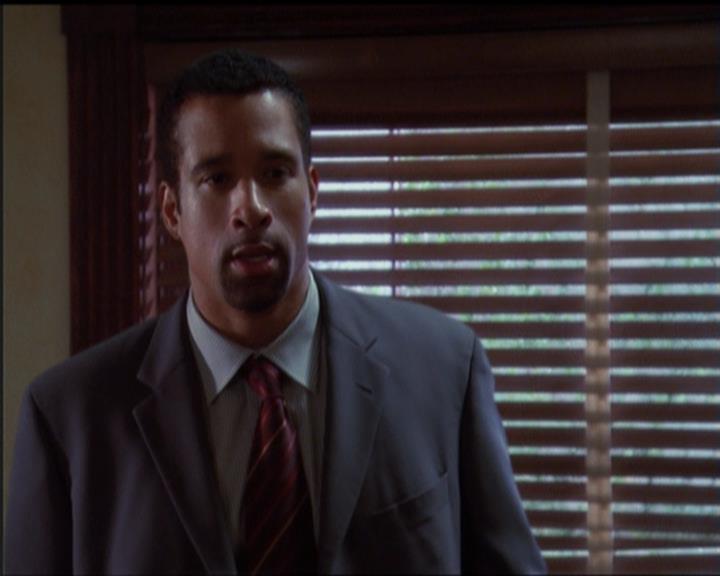 Charmed-Online_dot_net-5x01-2AWitchTail1448.jpg Charmed-Online_dot_net-5x01-2AWitchTail1448.jpg