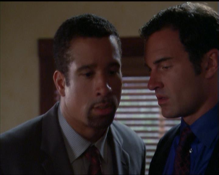 Charmed-Online_dot_net-5x01-2AWitchTail1456.jpg Charmed-Online_dot_net-5x01-2AWitchTail1456.jpg