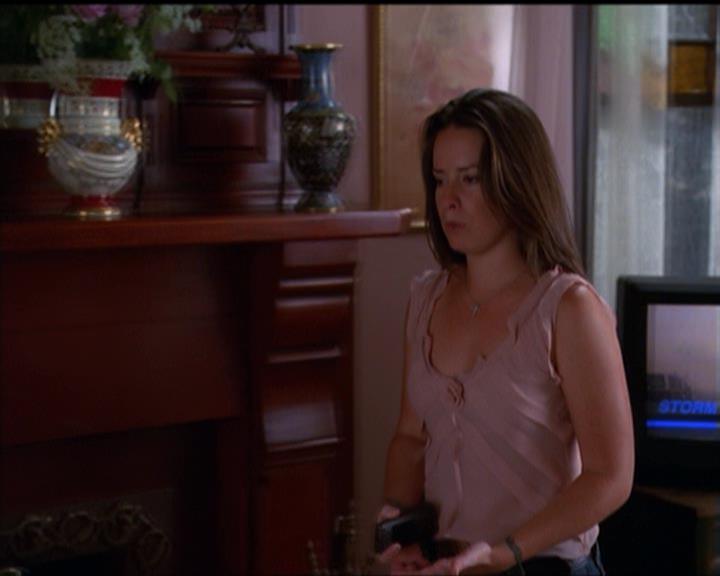 Charmed-Online_dot_net-5x01-2AWitchTail1468.jpg