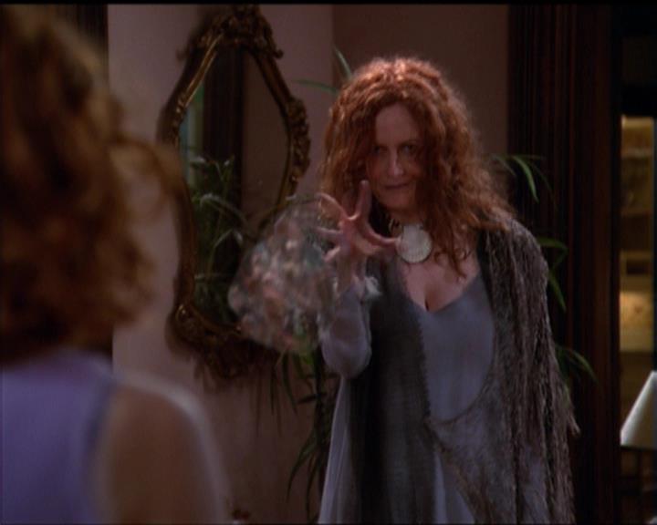 Charmed-Online_dot_net-5x01-2AWitchTail1595.jpg Charmed-Online_dot_net-5x01-2AWitchTail1595.jpg
