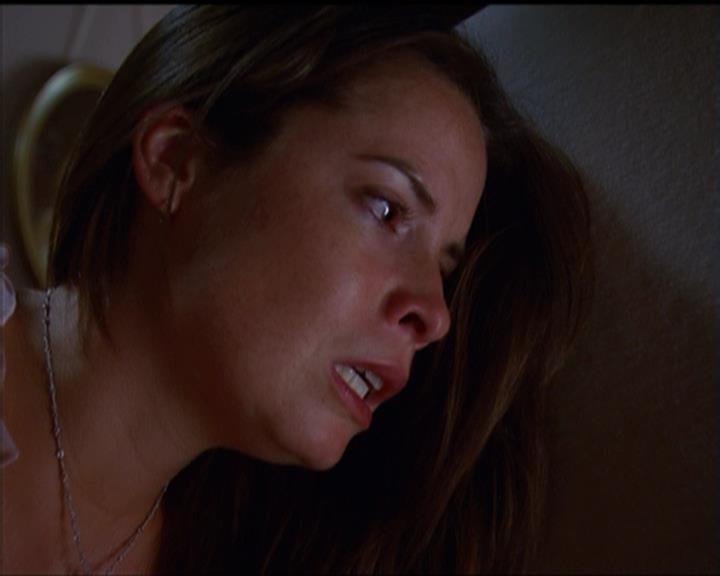 Charmed-Online_dot_net-5x01-2AWitchTail1616.jpg Charmed-Online_dot_net-5x01-2AWitchTail1616.jpg